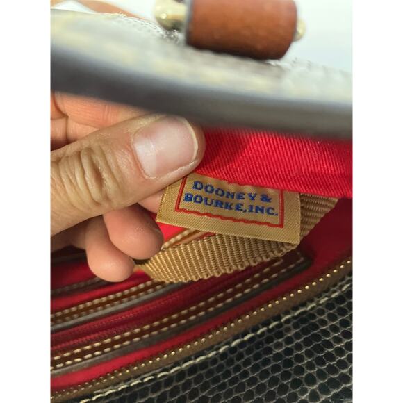 DOONEY & BOURKE LARGE GRAY ANIMAL PRINT LEATHER SHOUDLER BAG - Picture 12 of 15